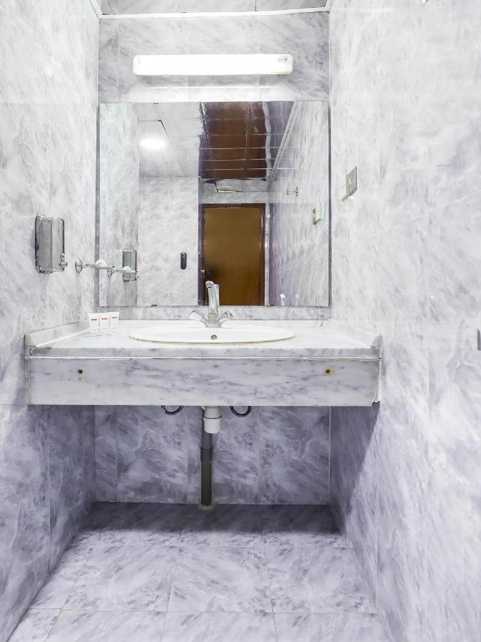 Oyo 339 Vienna Hotel Dubai Eksteriør bilde